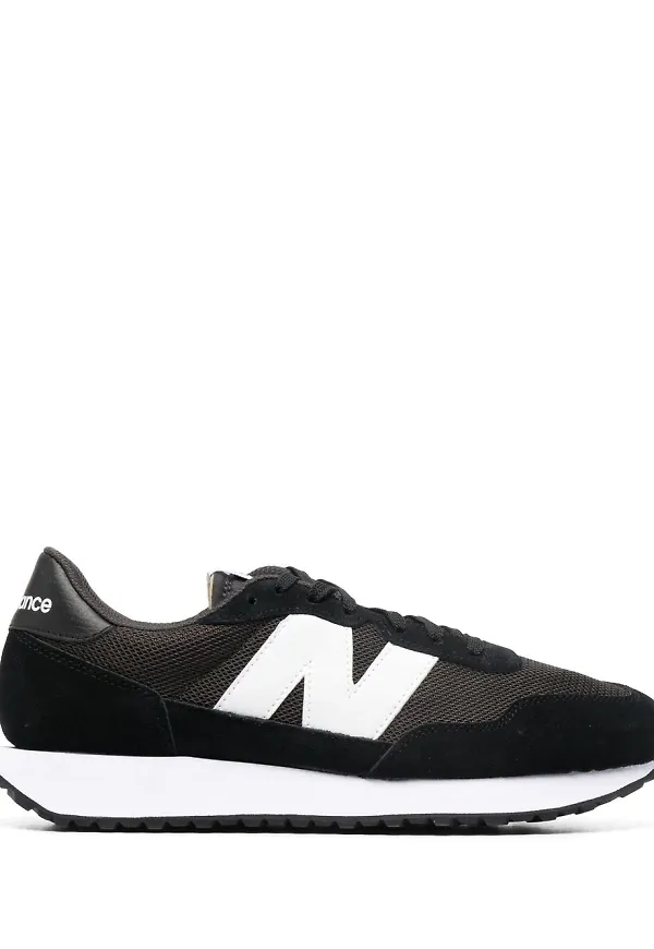 New Balance låga sneakers - Svart