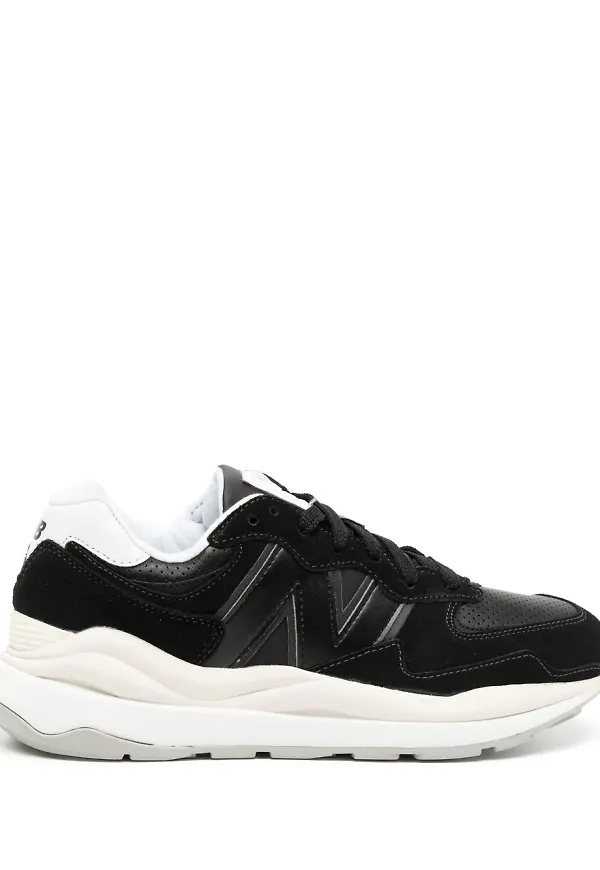 New Balance låga sneakers - Svart
