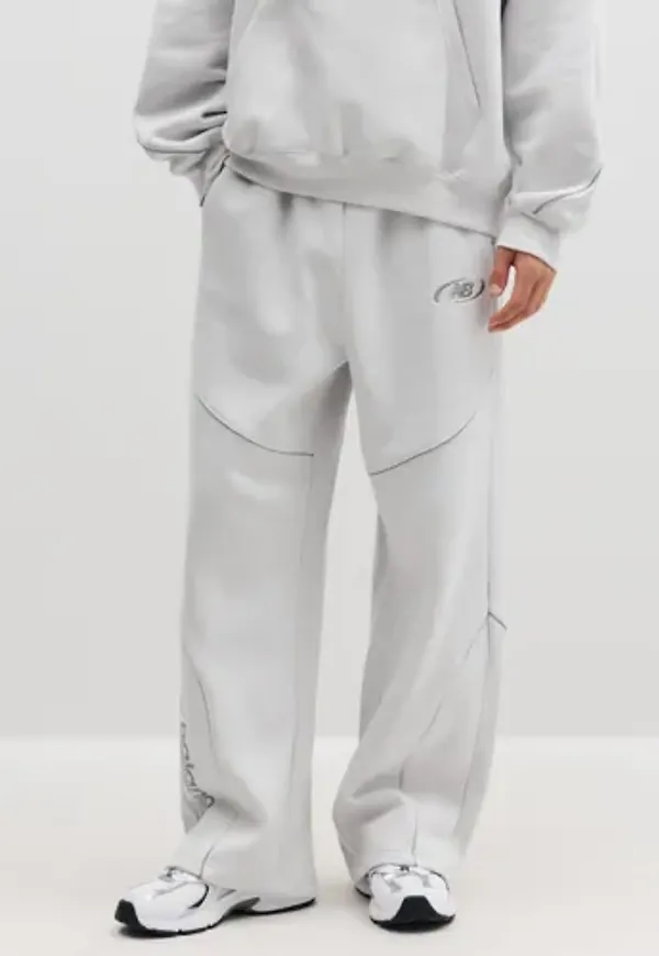 New Balance Trackside Fleece Pant Slacks Grå