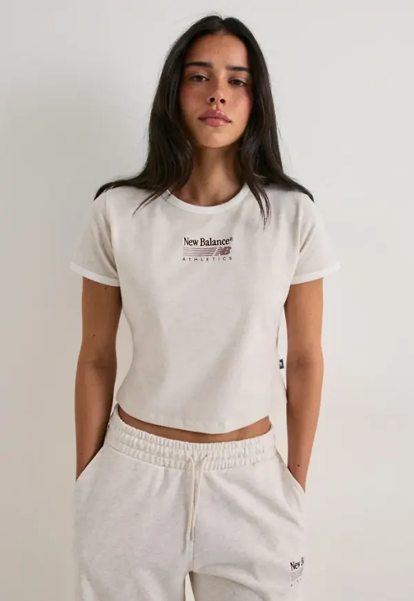 New Balance - Vit - Trackside Ringer T-shirt