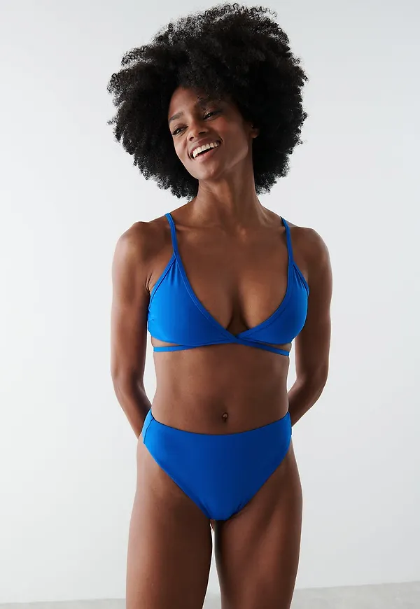 Nicole bikini top