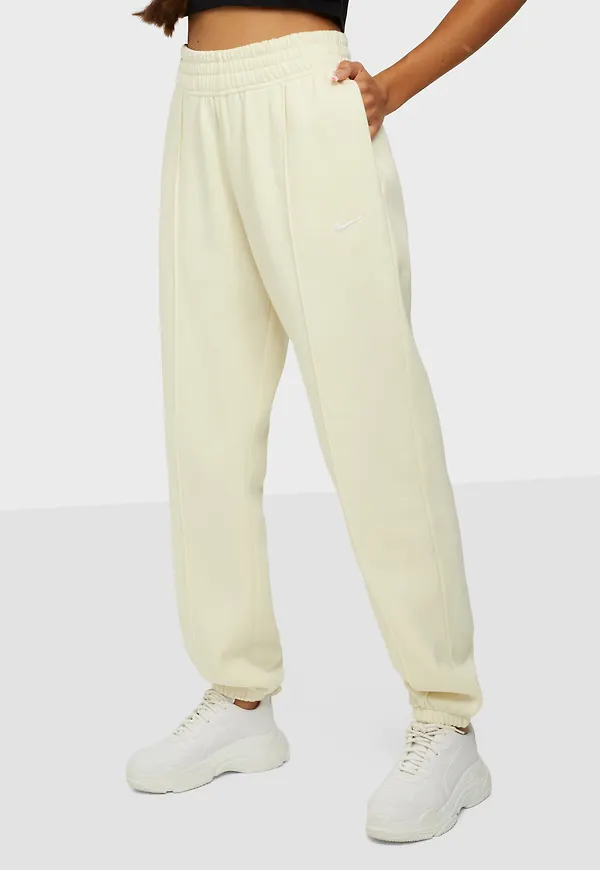 Nike - Mjukisbyxor - Coconut Milk - W Nsw Essntl Clctn Flc Mr Pant - Byxor & Shorts