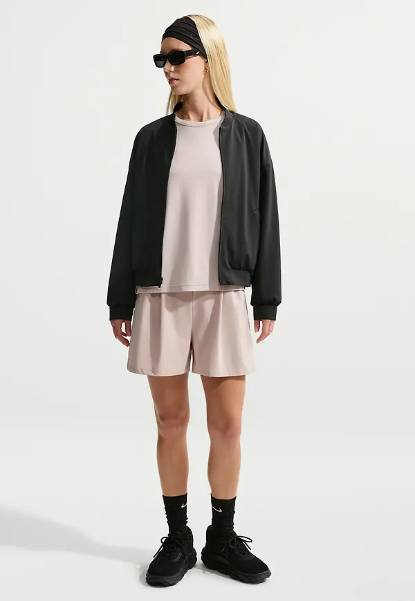 Nike 24.7 PerfectStretch