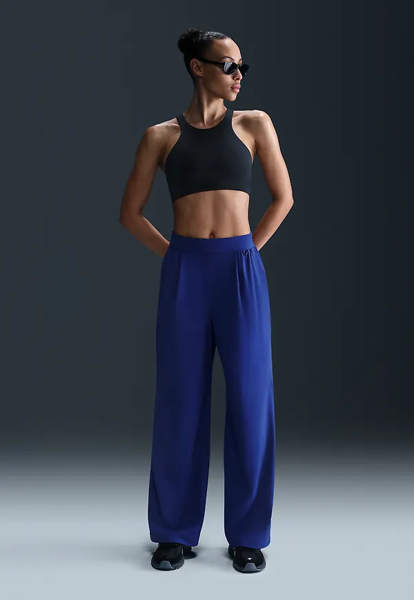Nike 24.7 PerfectStretch