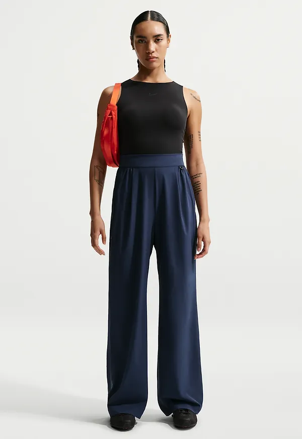 Nike 24.7 PerfectStretch