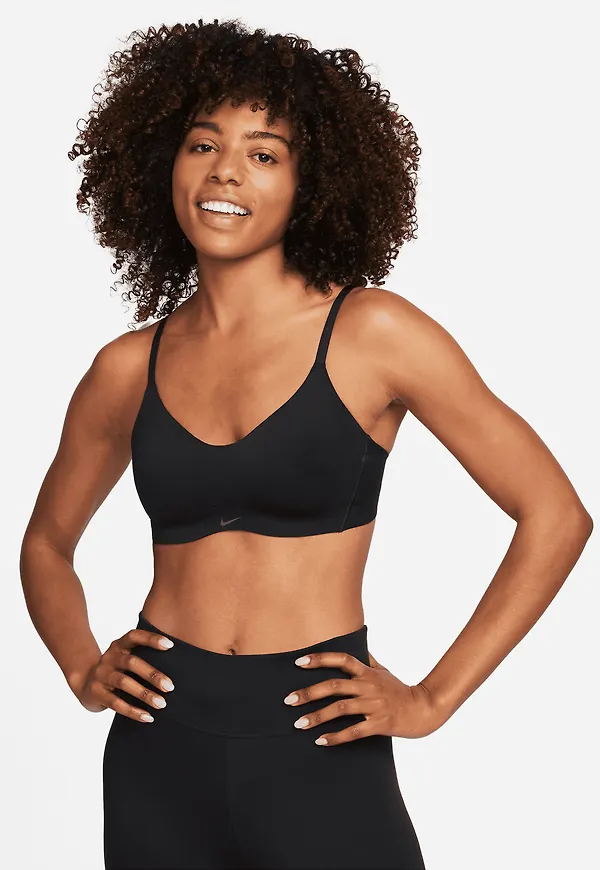 Nike Alate Minimalist