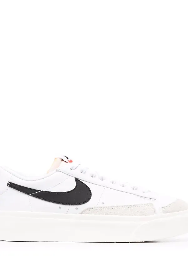 Nike Blazer låga platåsneakers - Vit