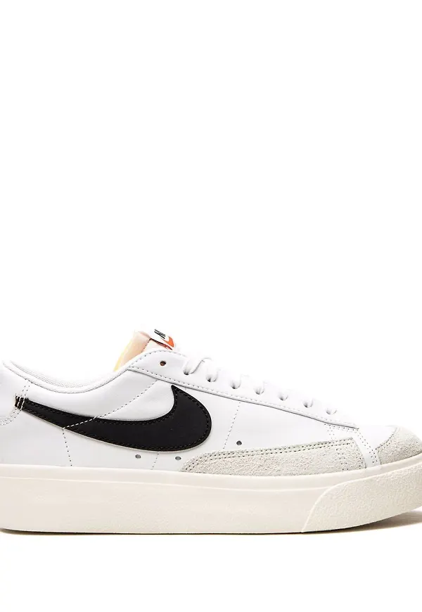 Nike Blazer låga platåsneakers - Vit