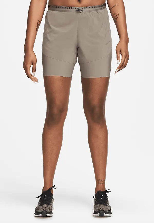Nike Dri-FIT Run Division