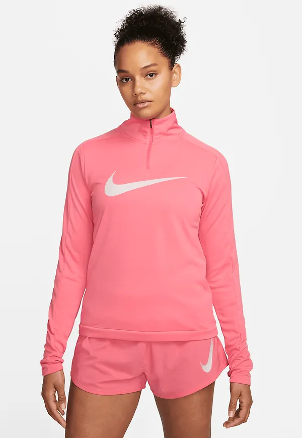 Nike Dri-FIT Swoosh