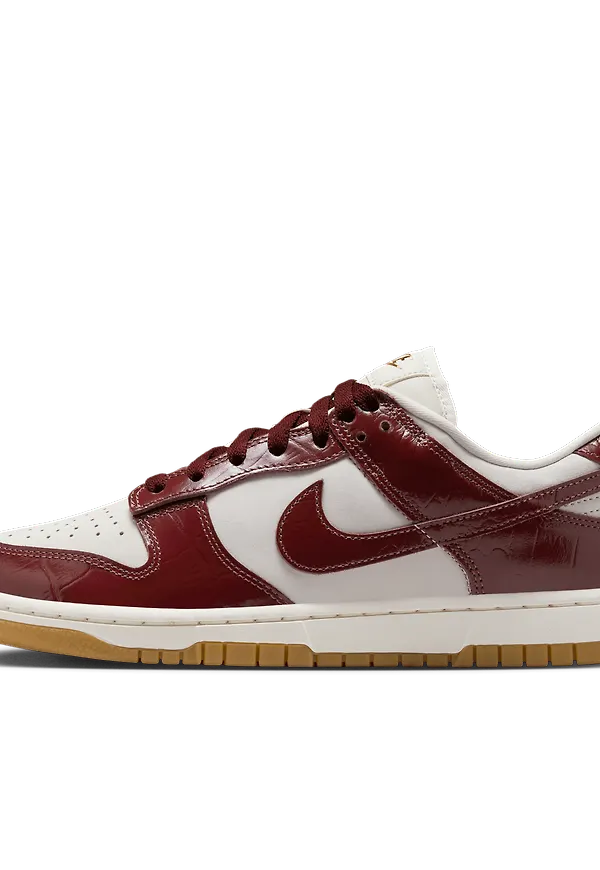 Nike Dunk Low LX