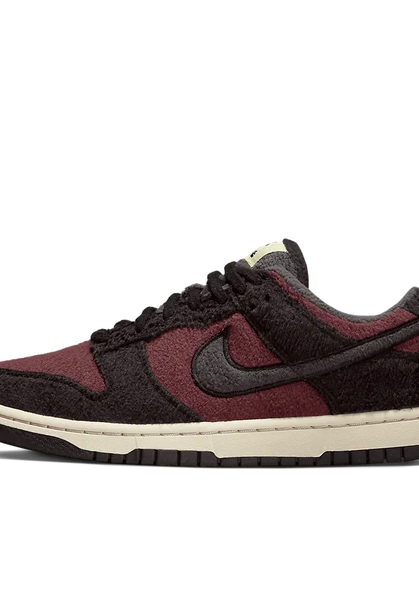 Nike Dunk Low SE