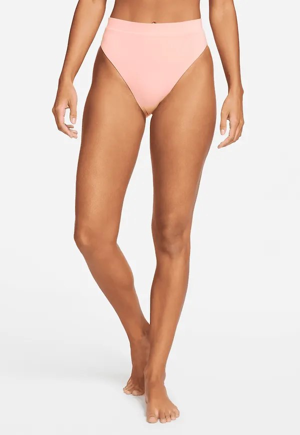 Nike Essential