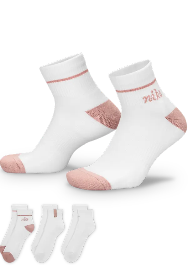 Nike Everyday Plus