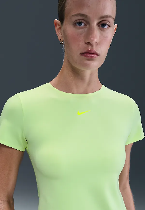 Nike Form