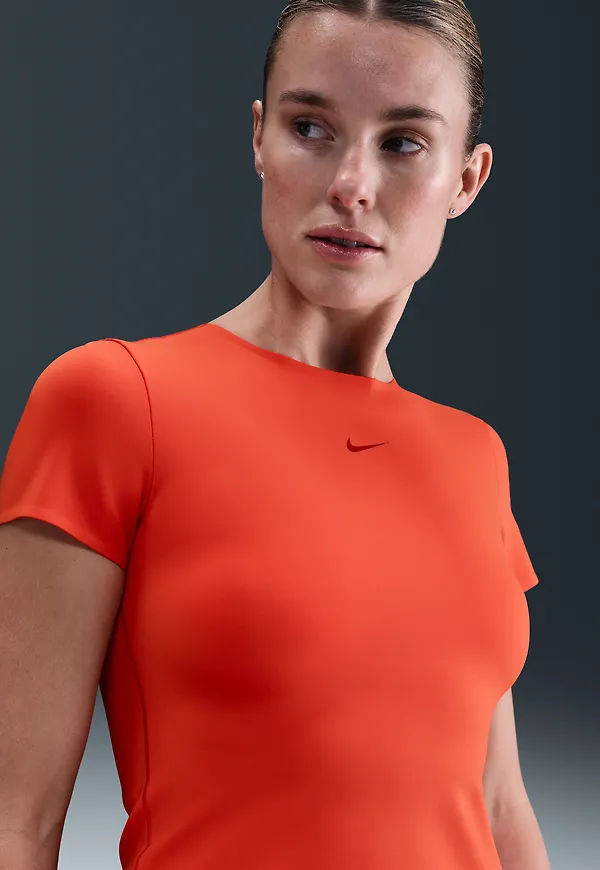 Nike Form