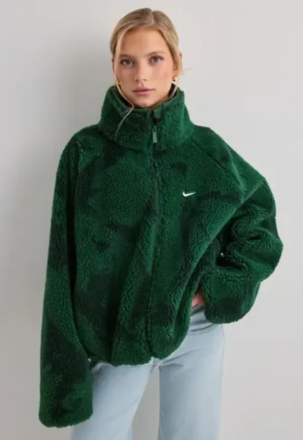 Nike - Grön - W Nsw Street Aop Sherpa