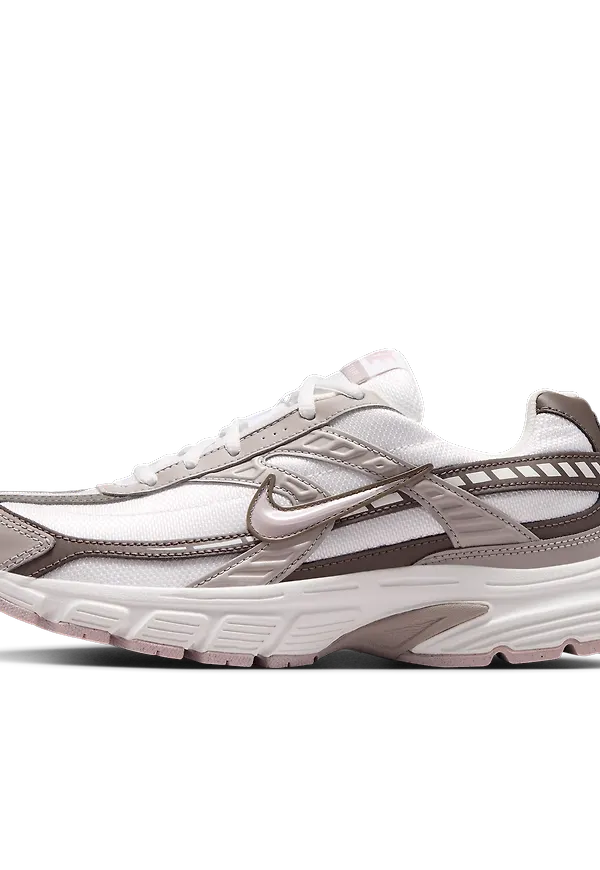 Nike Initiator