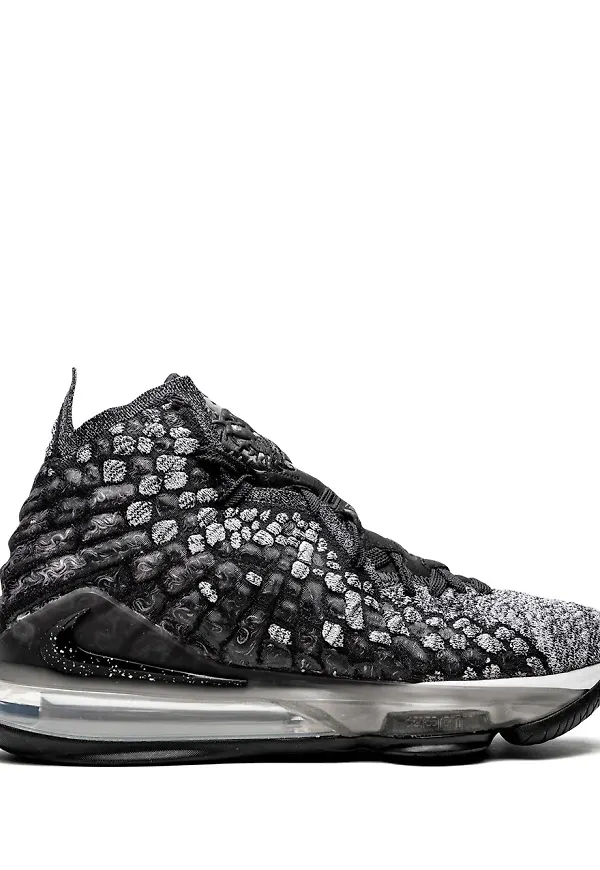 Nike Lebron 17 sneakers - Svart
