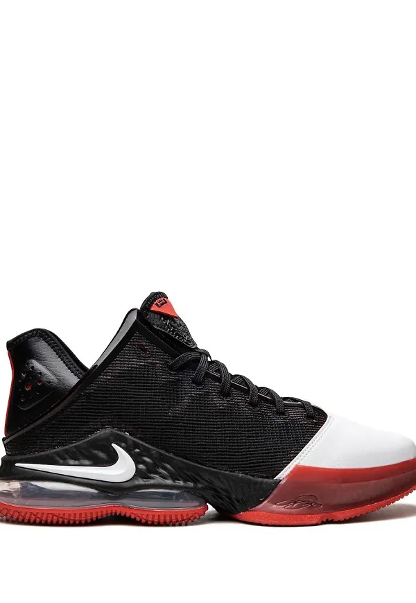 Nike LeBron 19 låga sneakers - Svart