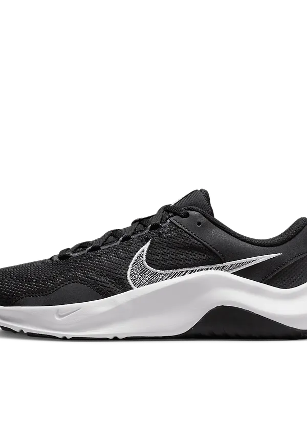Nike Legend Essential 3 Next Nature