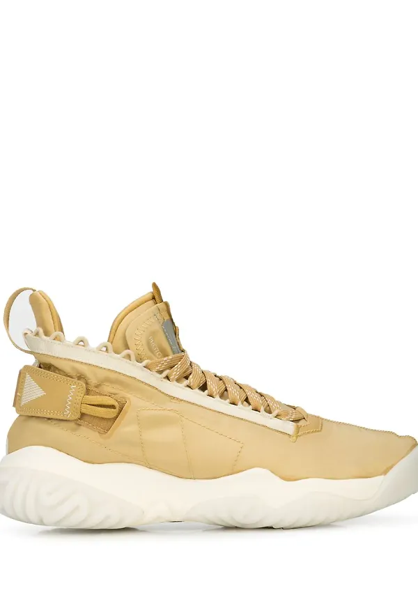Nike låga sneakers - Guldfärgad