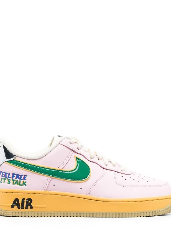 Nike låga sneakers med panel - Rosa