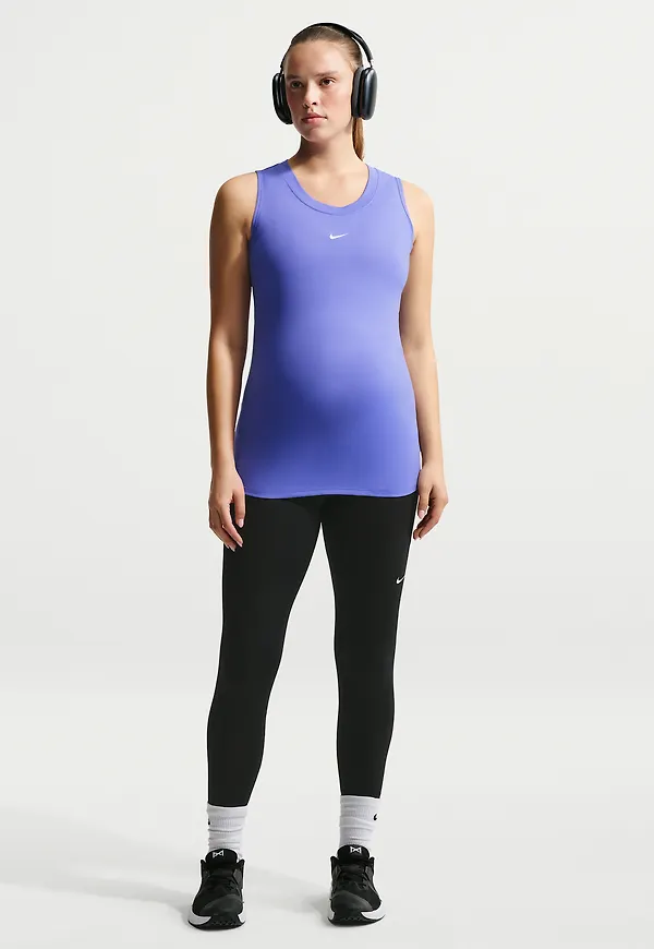 Nike (M) One