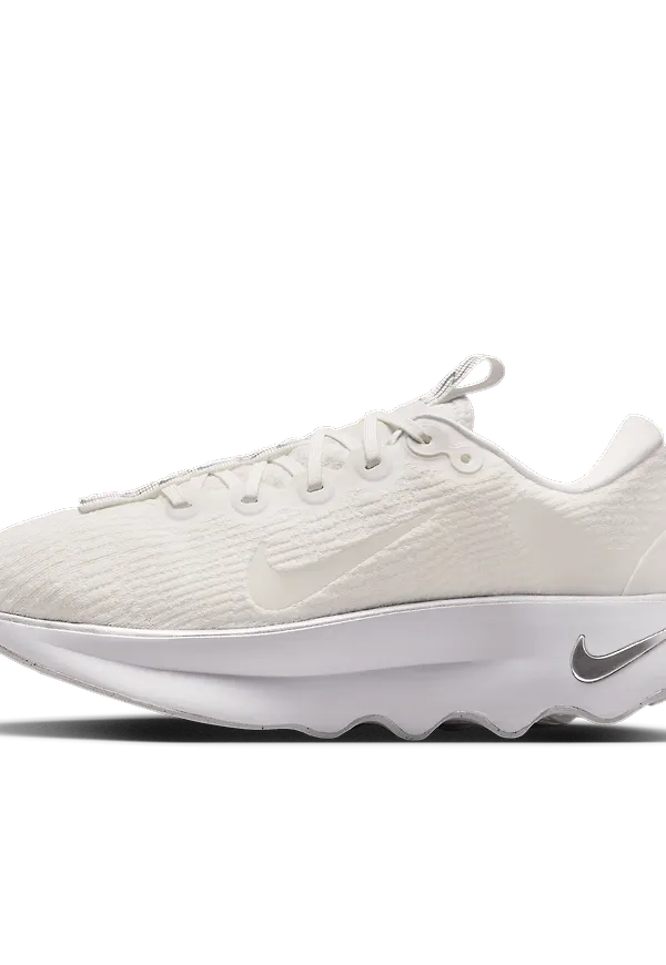 Nike Motiva