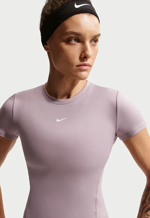 Nike One