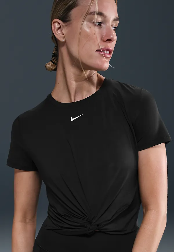 Nike One Classic