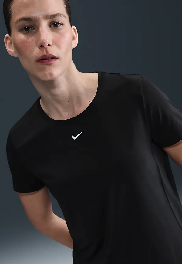 Nike One Classic