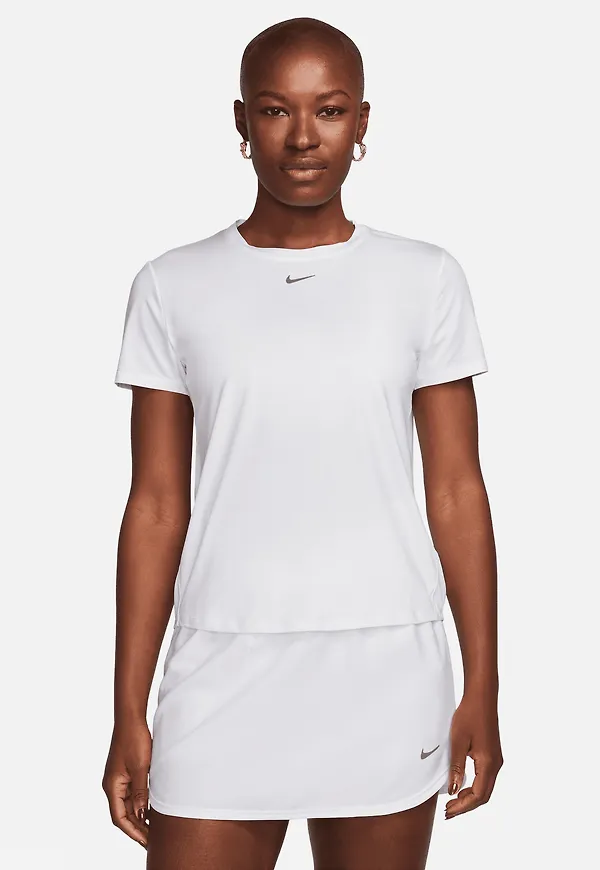 Nike One Classic