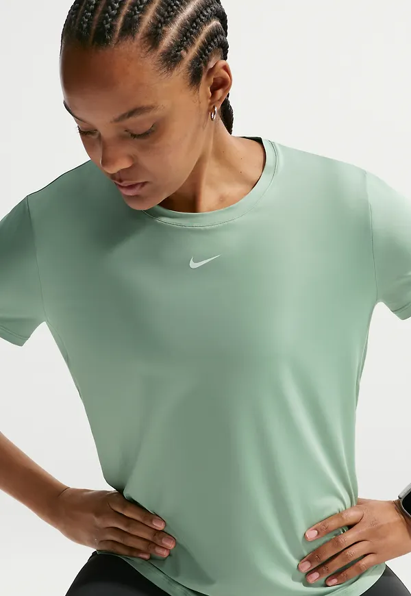 Nike One Classic