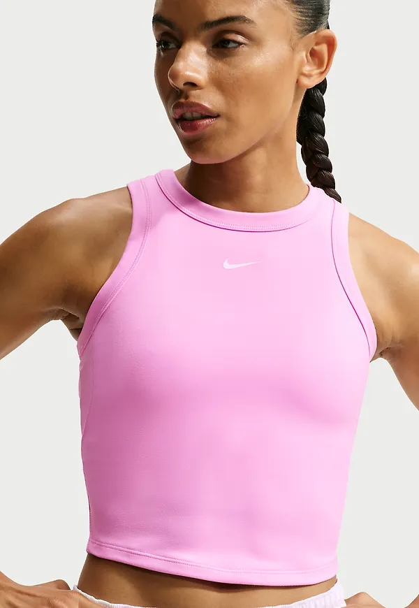 Nike One Fitted