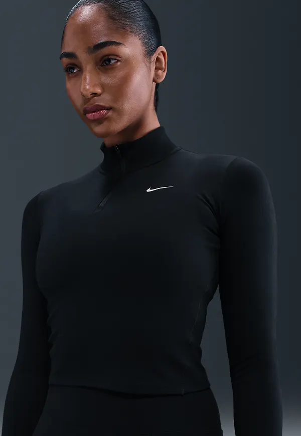 Nike One Fitted