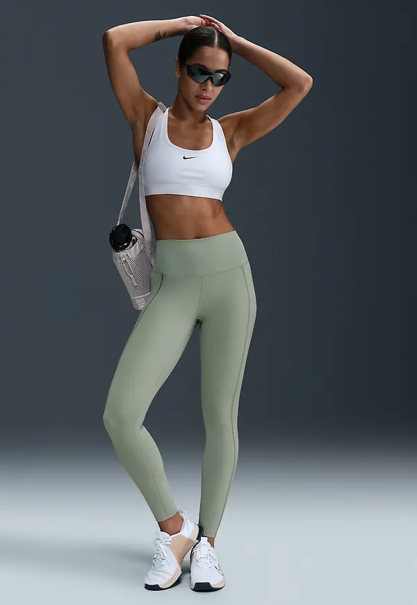 Nike One Fitted