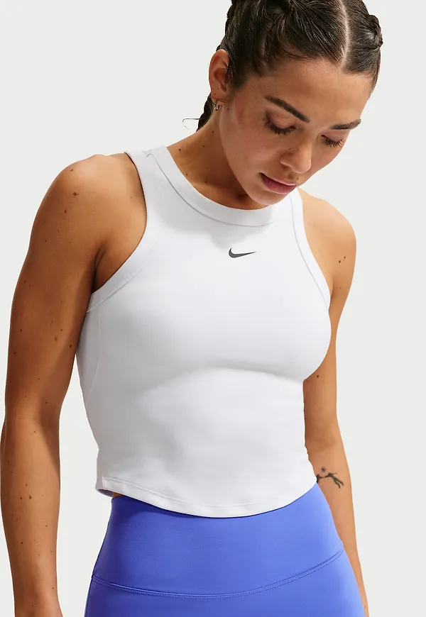 Nike One Fitted