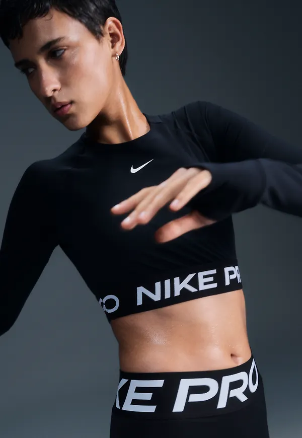 Nike Pro