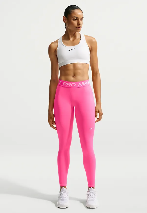Nike Pro