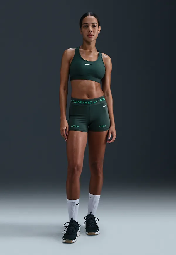 Nike Pro