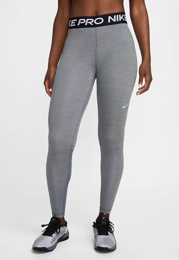 Nike Pro