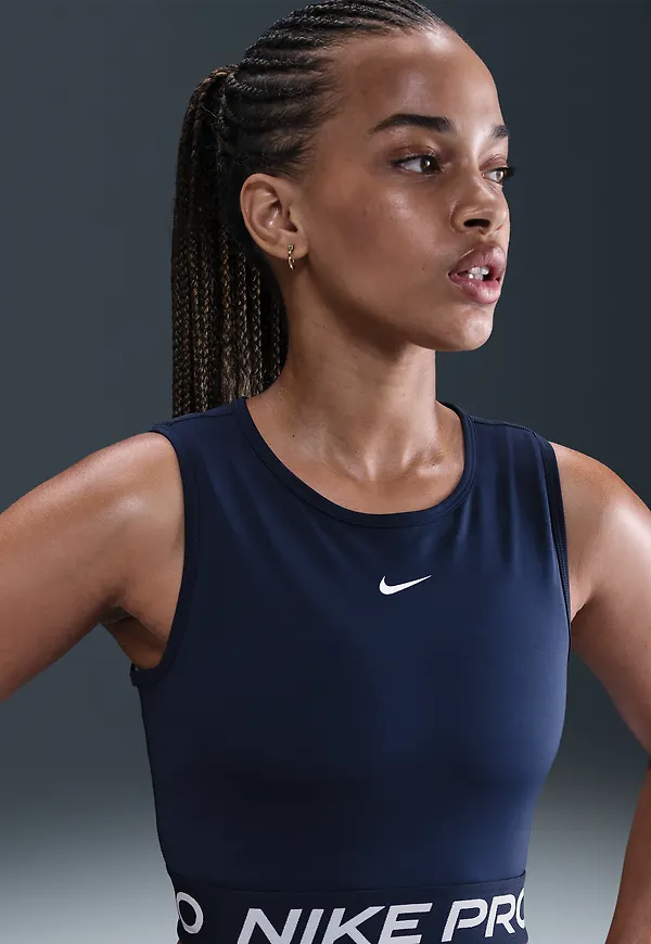 Nike Pro