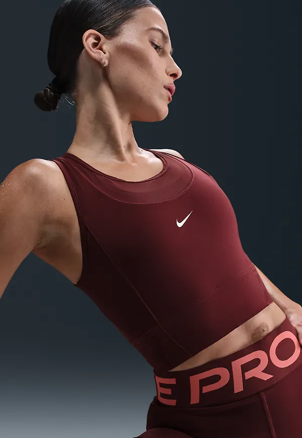 Nike Pro