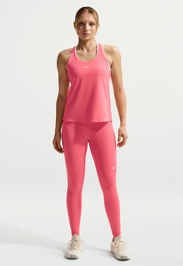 Nike Pro