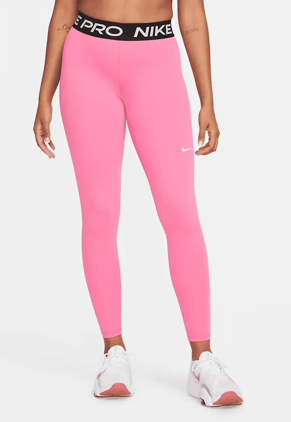 Nike Pro