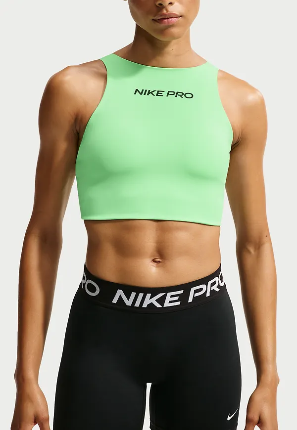 Nike Pro Sculpt