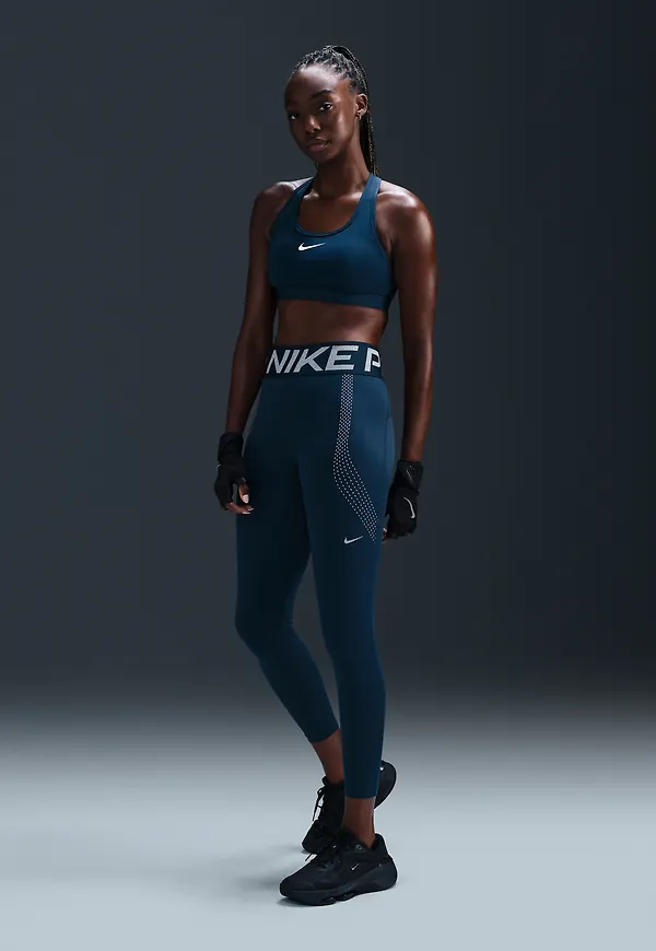 Nike Pro Sculpt