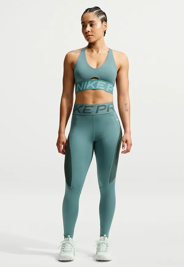 Nike Pro Sculpt