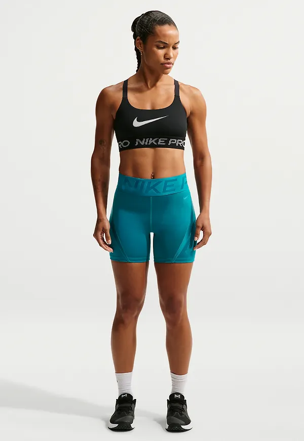 Nike Pro Sculpt